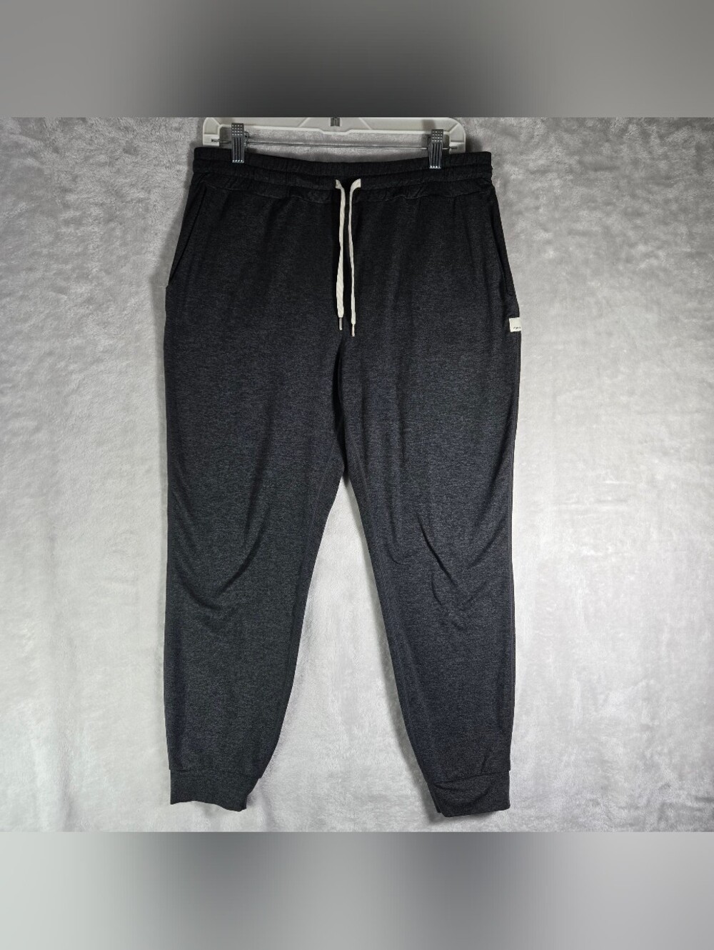 Vuori Performance Jogger Heather Gray Womens Size L Large VW303 Dream Knit 26”